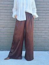 Load image into Gallery viewer, Jensen Pants
