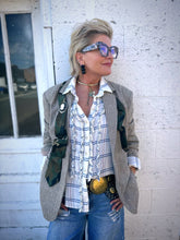 Load image into Gallery viewer, Callum Camo Tie
