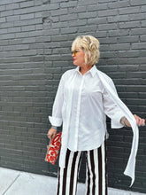 Load image into Gallery viewer, Darla Bow Top
