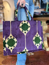 Load image into Gallery viewer, Glenda Carpet Tote Bag
