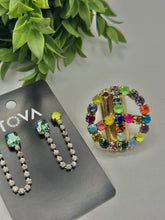 Load image into Gallery viewer, Peace or Bust Ring in Gold Pop
