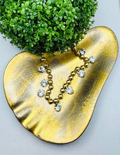 Load image into Gallery viewer, Emery Necklace in Gold
