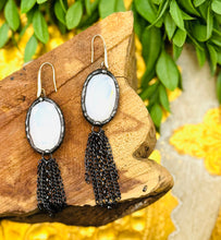 Load image into Gallery viewer, Gypsy Drop Earrings
