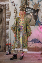 Load image into Gallery viewer, Kontessa Kimono in Passionate

