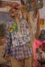 Load image into Gallery viewer, Willie Nelson Kelly Western Shirt in Roberto
