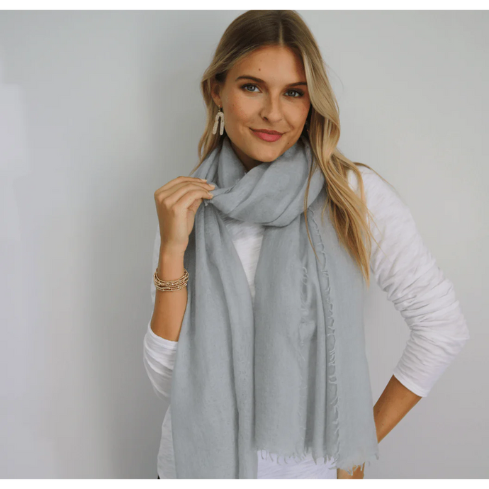 Cashmere Scarf in Light Gray