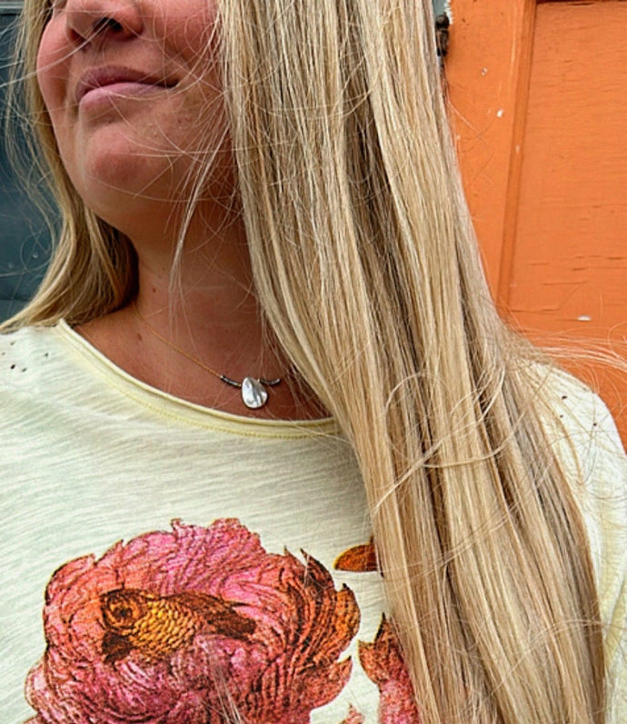 Mother of Pearl Teardrop Necklace