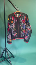 Load and play video in Gallery viewer, Bellezza Embroidered Jacket
