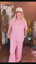 Load and play video in Gallery viewer, Hot Shot Striped Set
