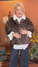 Load and play video in Gallery viewer, Harmony Cheetah Caplet
