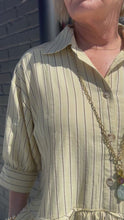 Load and play video in Gallery viewer, Kavern Necklace
