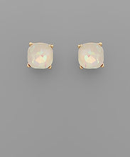 Load image into Gallery viewer, Fun In The Sun Stud Earrings
